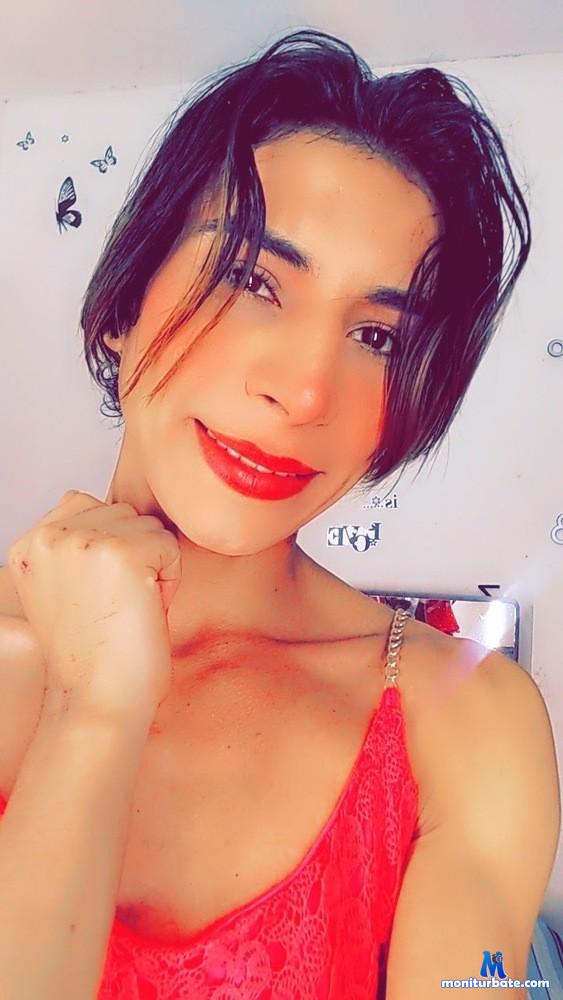 fruttyslut69 camsoda livecam performer profile