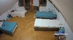 voyeurcam-julmodels-whitebed-1 Camsoda livecam show performer room profile