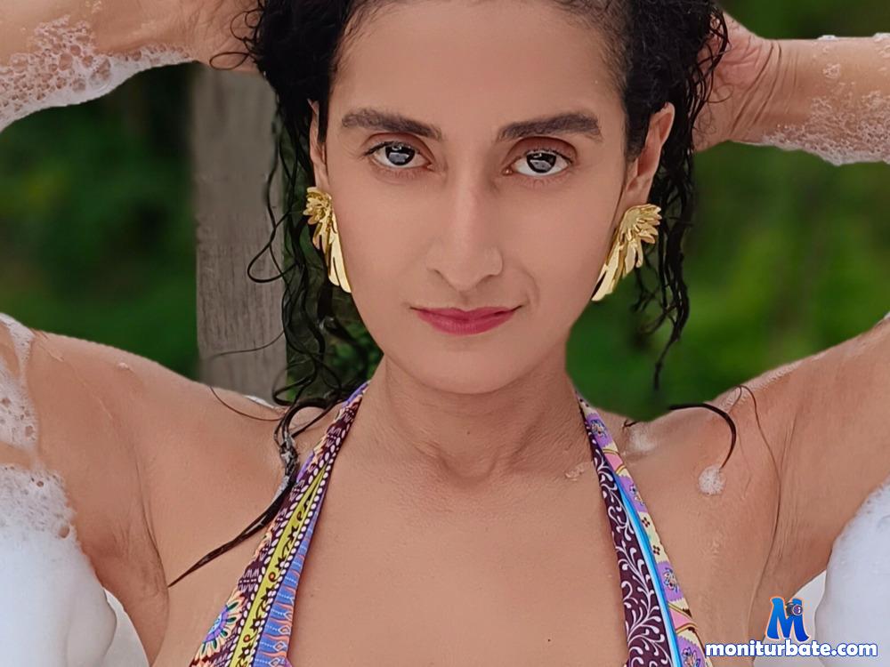 holyjacky camsoda livecam performer profile