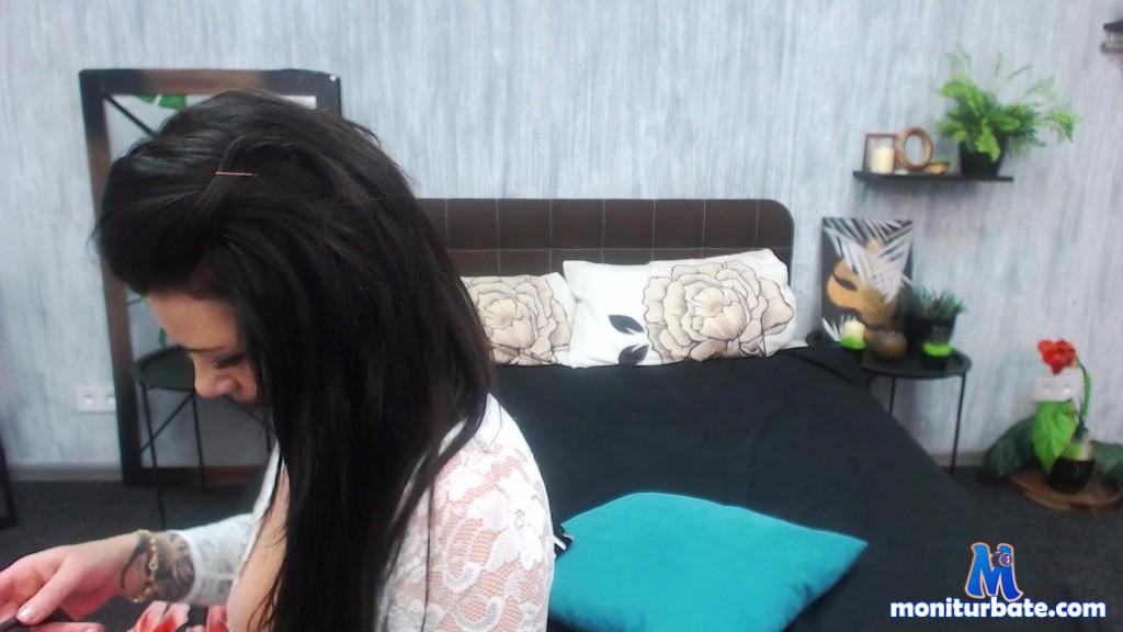 brandisaint camsoda livecam performer profile