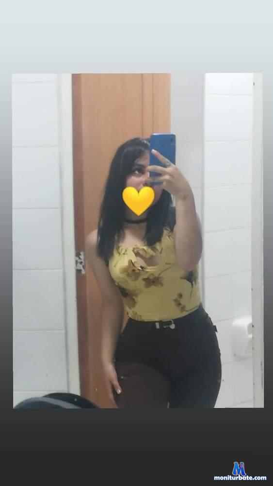 nicole-black camsoda livecam performer profile