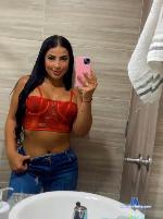 amara-rossee Camsoda livecam show performer room profile