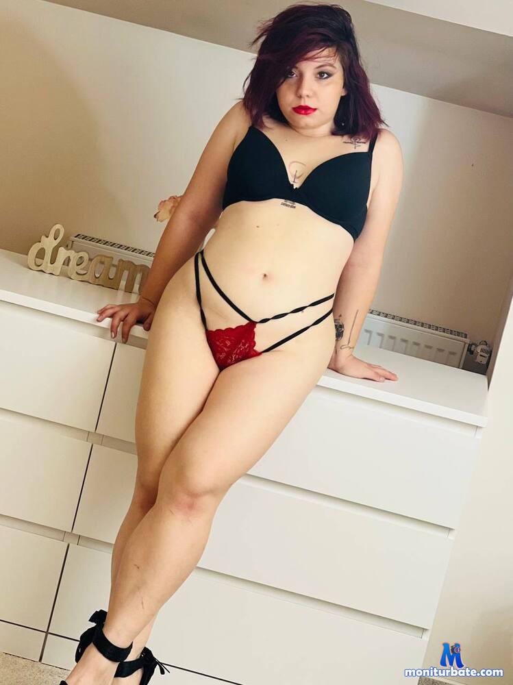 kataleyasins camsoda livecam performer profile