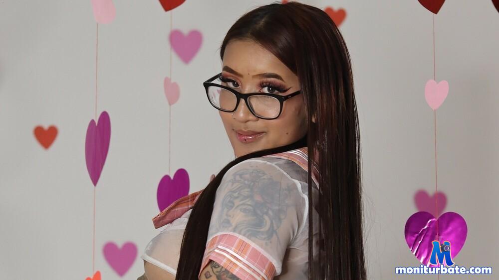 ayshel camsoda livecam performer profile