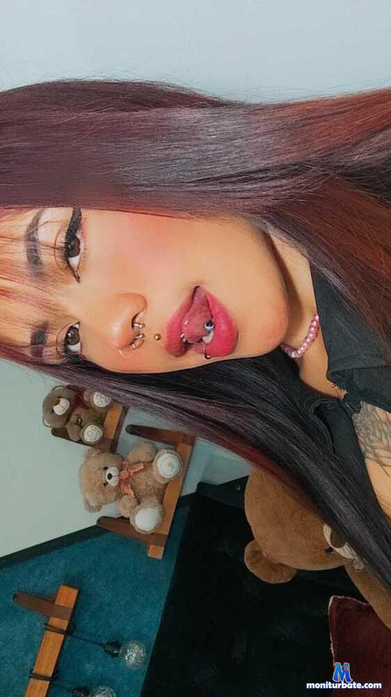 magic-violet camsoda livecam performer profile