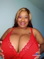 deebigboobs Camsoda livecam show performer room profile