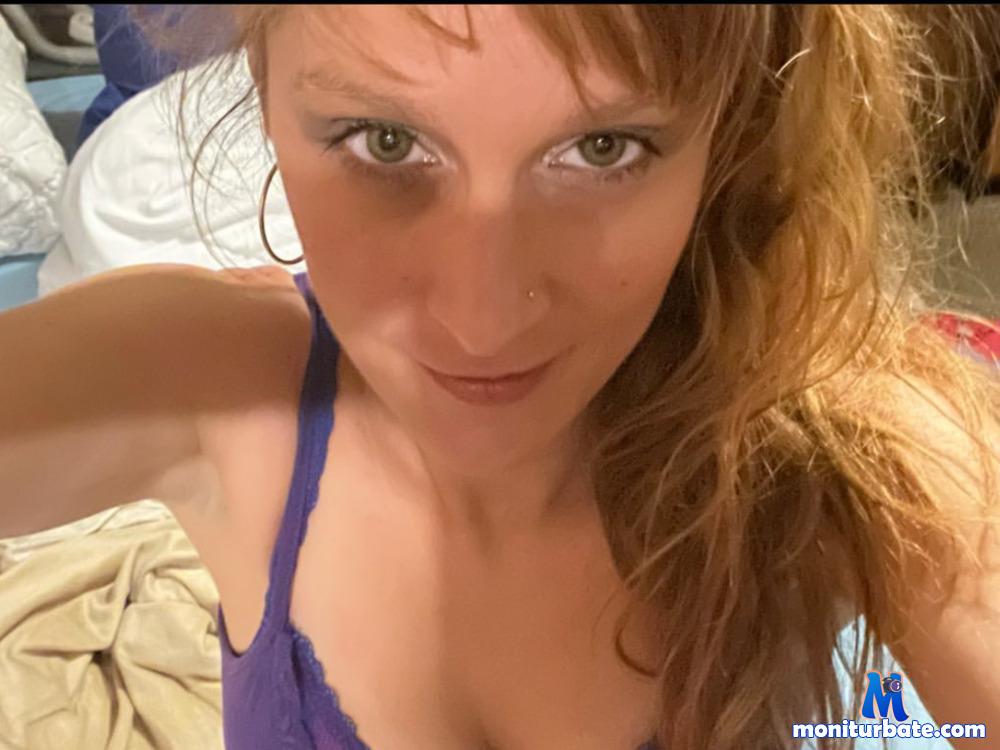 trk1tt1 Camsoda performer 