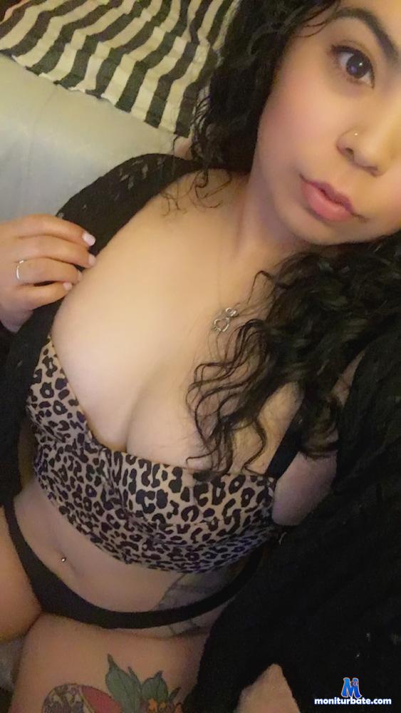 kimmiakiss camsoda livecam performer profile