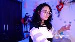 laralittle Camsoda livecam show performer room profile