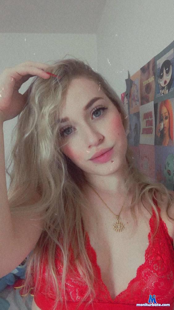 barbiehot01 camsoda livecam performer profile