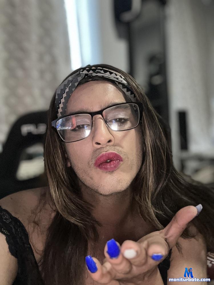 nevertoomuch95 camsoda livecam performer profile