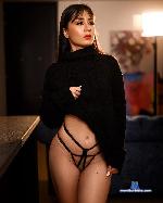 cherryy-hott Camsoda livecam show performer room profile