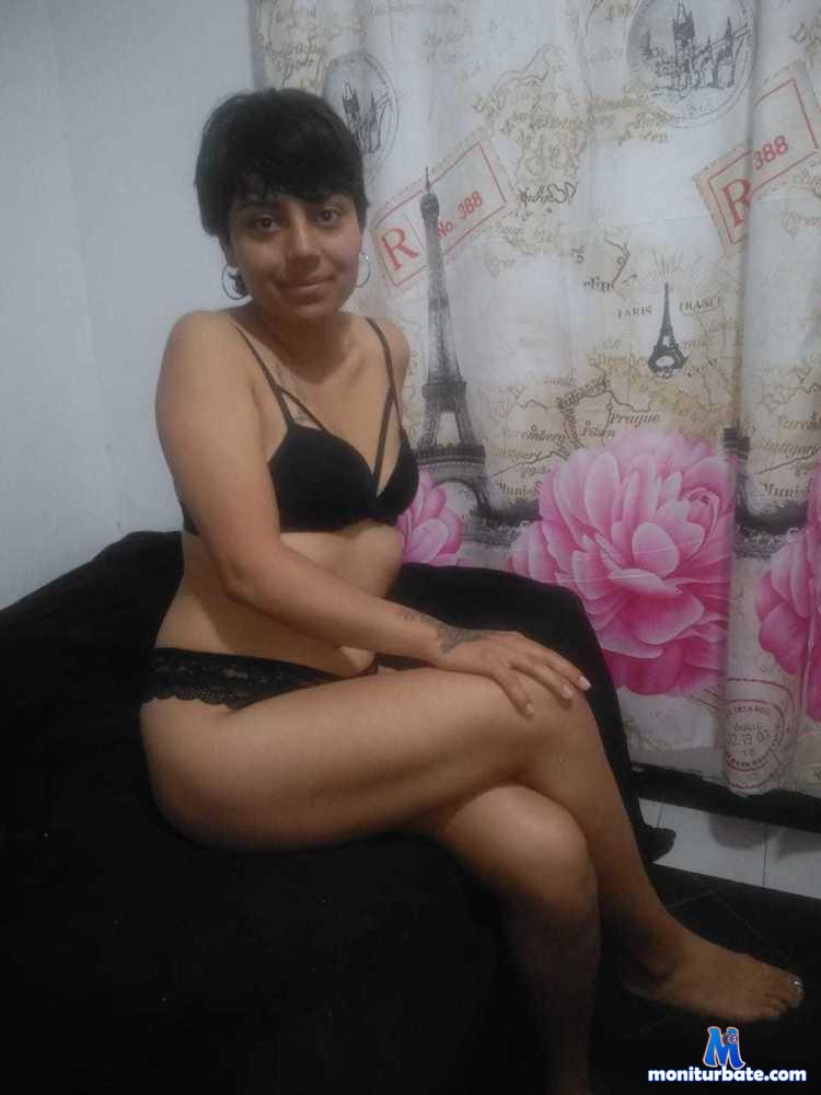 puuccaa Camsoda performer 