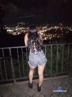 nini-breack Camsoda livecam show performer room profile