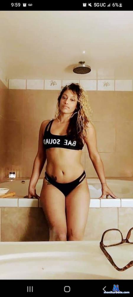 nikkierose camsoda livecam performer profile