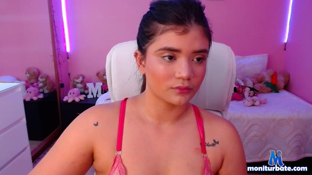 melodykurtt Camsoda performer latina big-tits curvy brunette petite lovense dildo masturbation lush big-ass