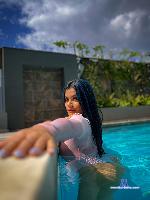 nikkyvegaa Camsoda livecam show performer room profile