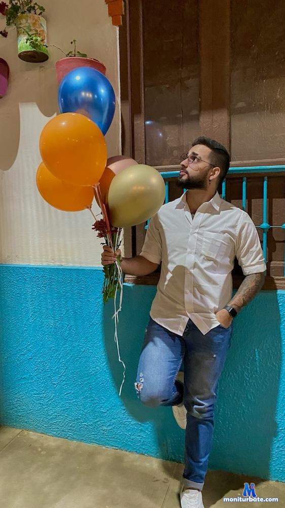 sadiq-dante camsoda livecam performer profile