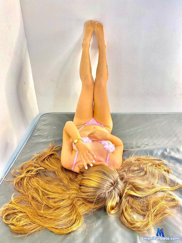 aliice-bloom Camsoda performer 