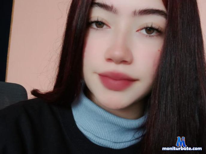 gennesis-love camsoda livecam performer profile