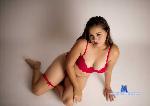 melaniecurvi Camsoda livecam show performer room profile