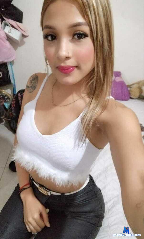 assley-usme camsoda livecam performer profile