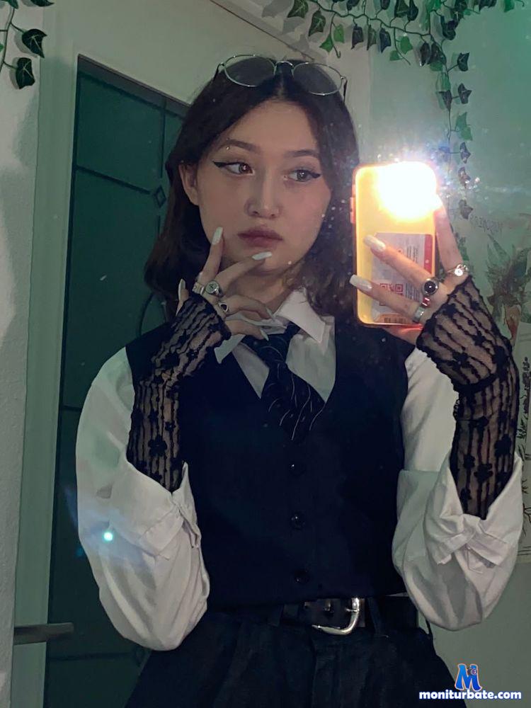 hyugahinata camsoda livecam performer profile