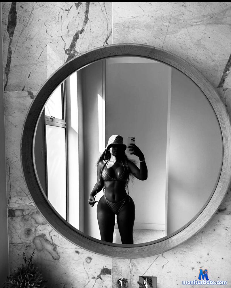 mistyspice camsoda livecam performer profile