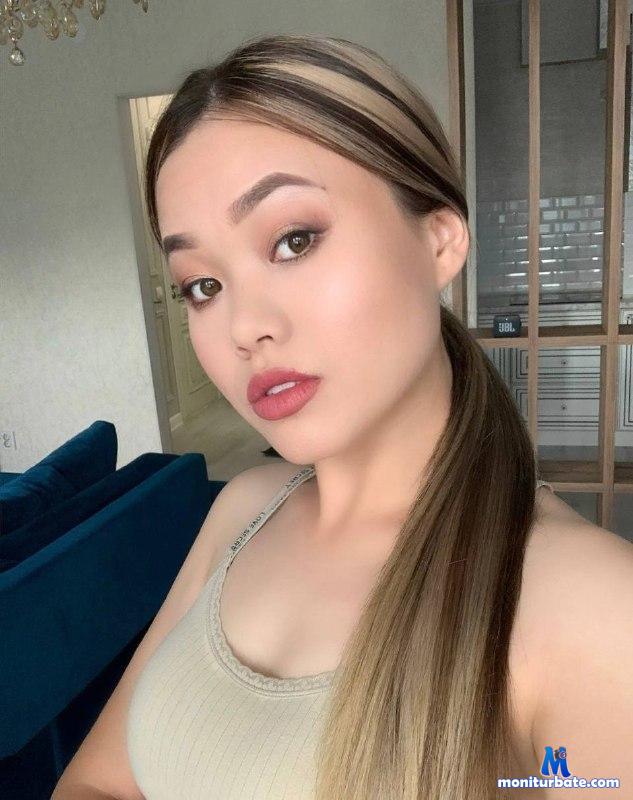 minjuu Camsoda performer 