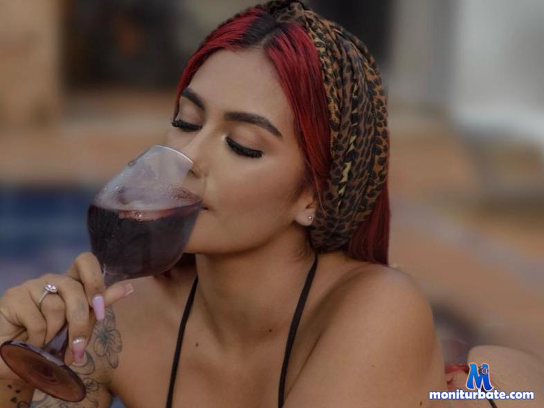 the-queen-cherry camsoda livecam performer profile