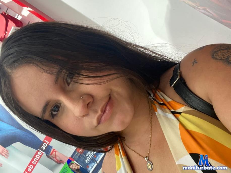 april-candy Camsoda performer 
