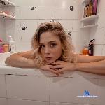 lunarlamb Camsoda livecam show performer room profile