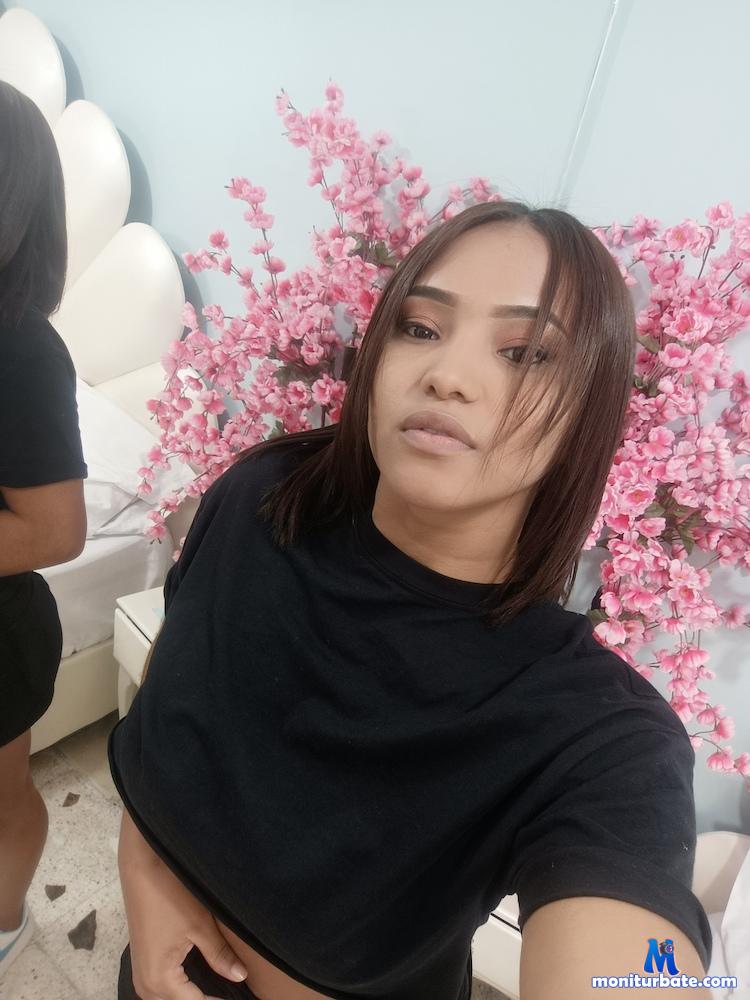 lauryn-fisher camsoda livecam performer profile