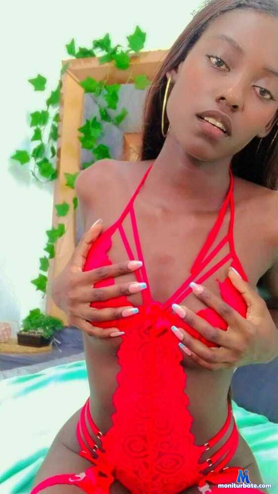 ebony-hilda camsoda livecam performer profile