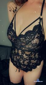 greeneyedkat Camsoda livecam show performer room profile