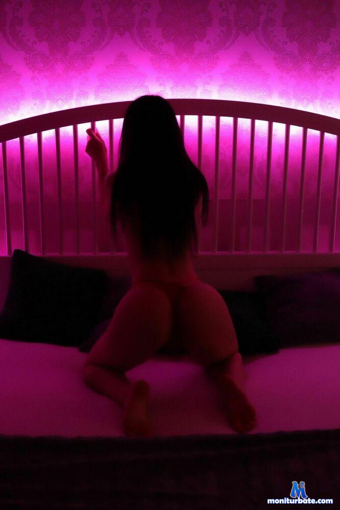 thea-harper camsoda livecam performer profile