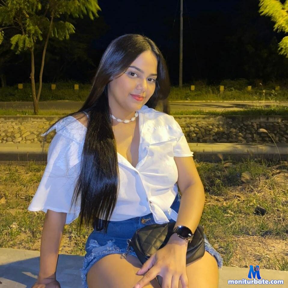 sami-dulce camsoda livecam performer profile