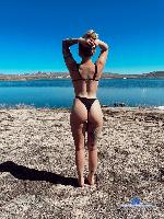 zoeyniccole Camsoda livecam show performer room profile