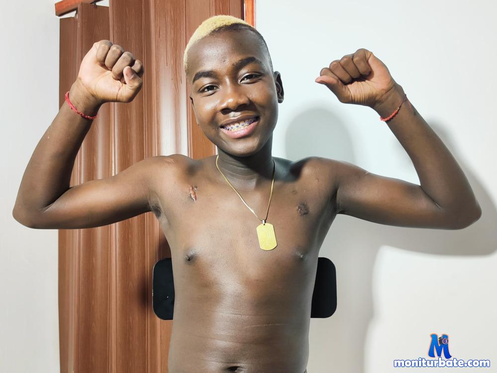 max-steell camsoda livecam performer profile