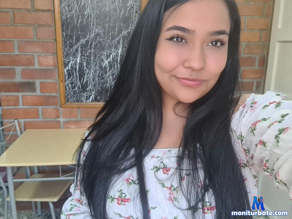 nany-flower camsoda livecam performer profile