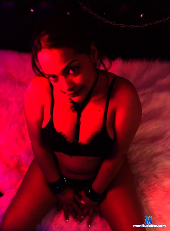 danna-ramirez Camsoda performer 