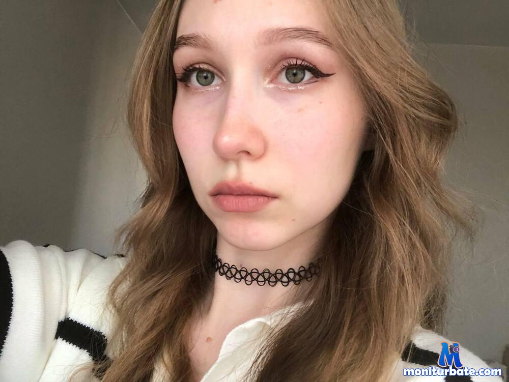 violdream camsoda livecam performer profile