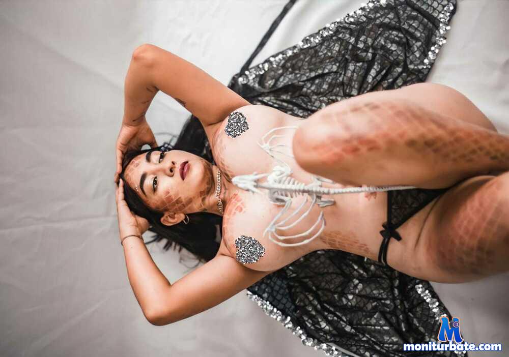 hellen-lange camsoda livecam performer profile