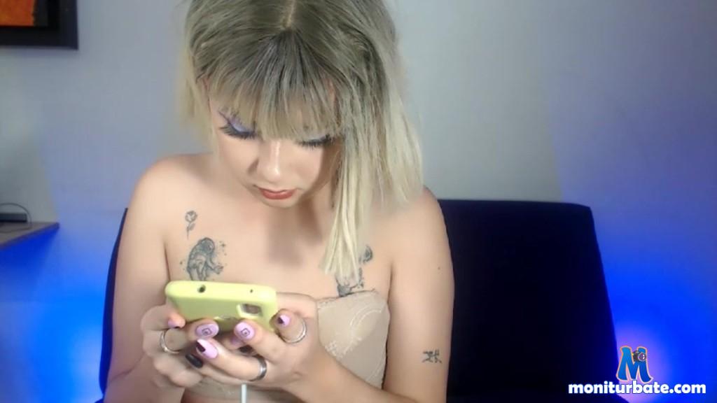 lolita-ts Camsoda performer latina cum feet toys lovense dildo small-tits big-ass transsexual