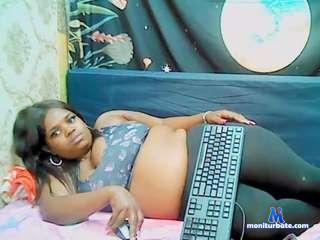 ebonyshine4uxxx camsoda livecam performer profile
