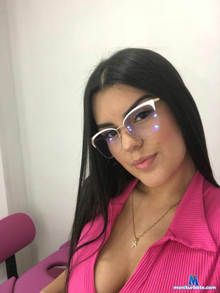 arantza-lu Camsoda performer 