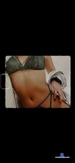 lya-fox Camsoda livecam show performer room profile