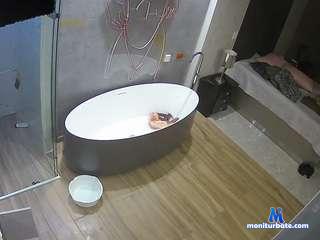 voyeurcam-camsodaclub-bathroom-6 Camsoda performer 