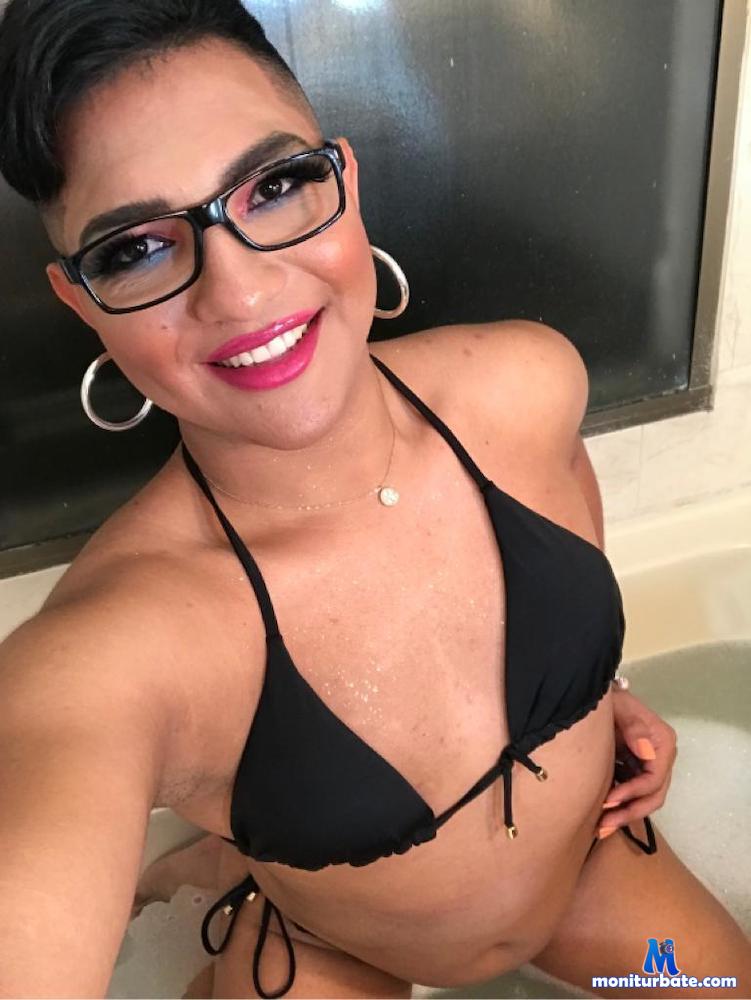 isabella1sexy camsoda livecam performer profile