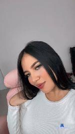 mia24 Camsoda livecam show performer room profile